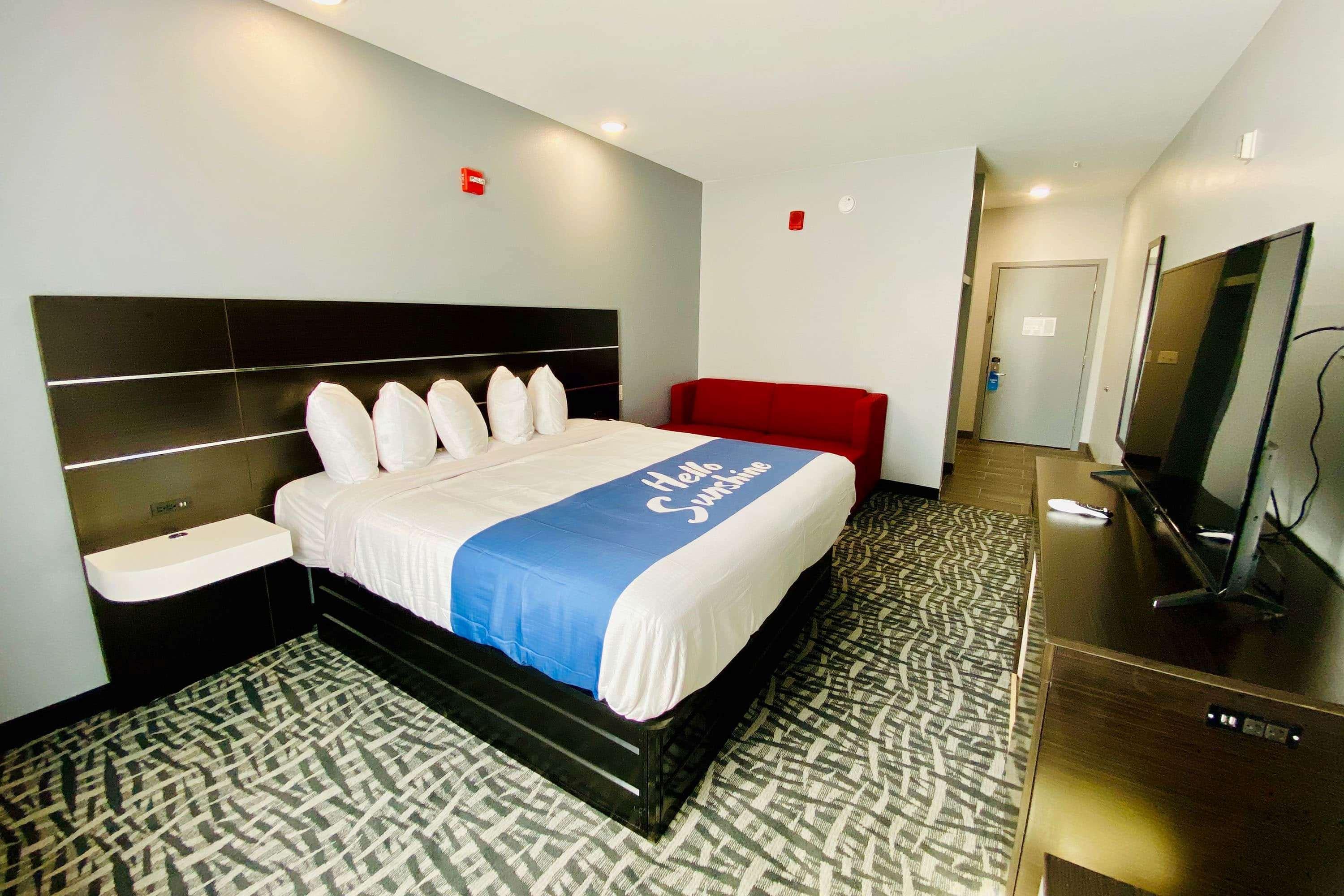 Days Inn & Suites By Wyndham Horn Lake - Memphis Graceland Екстериор снимка