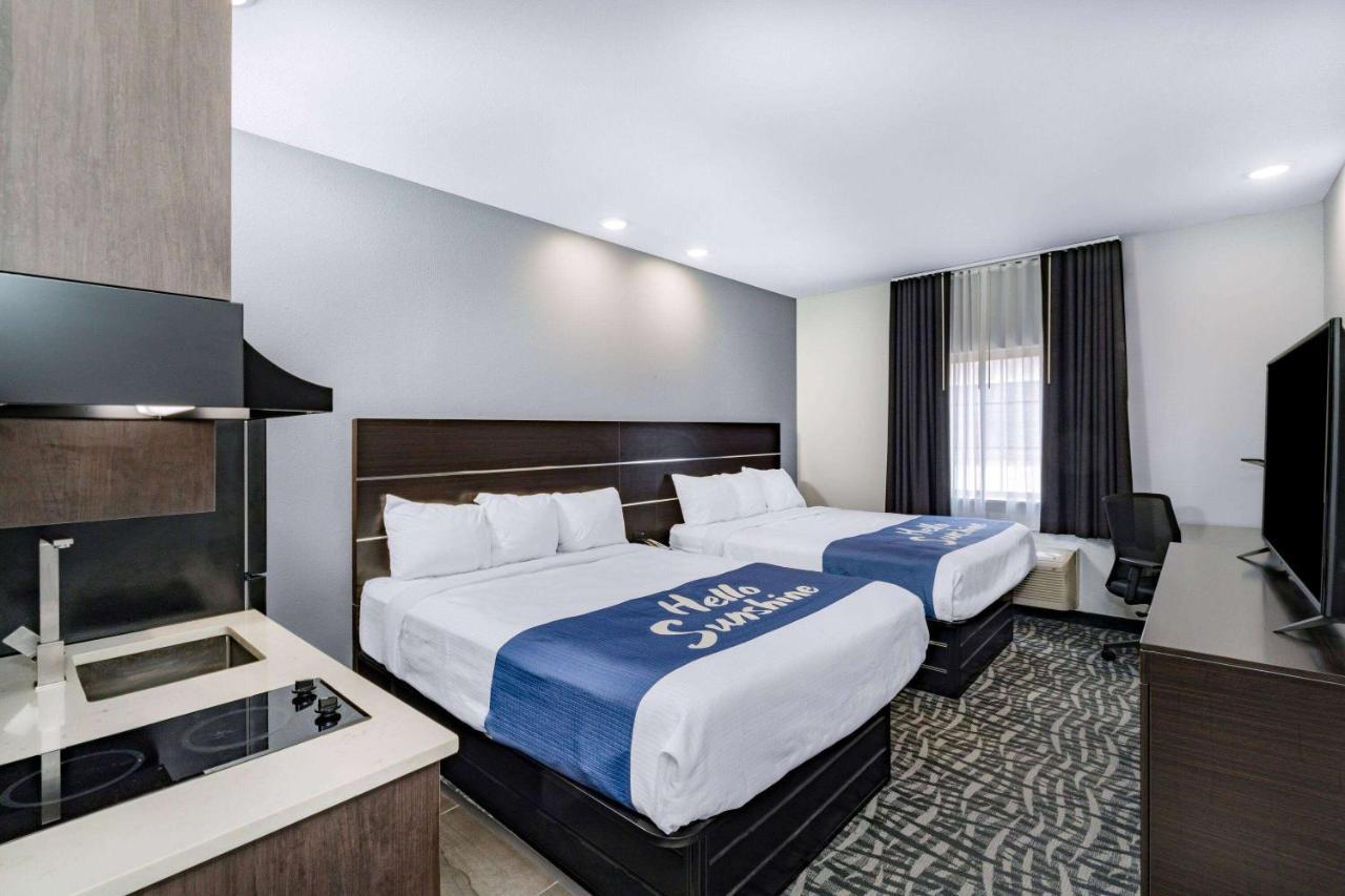 Days Inn & Suites By Wyndham Horn Lake - Memphis Graceland Екстериор снимка